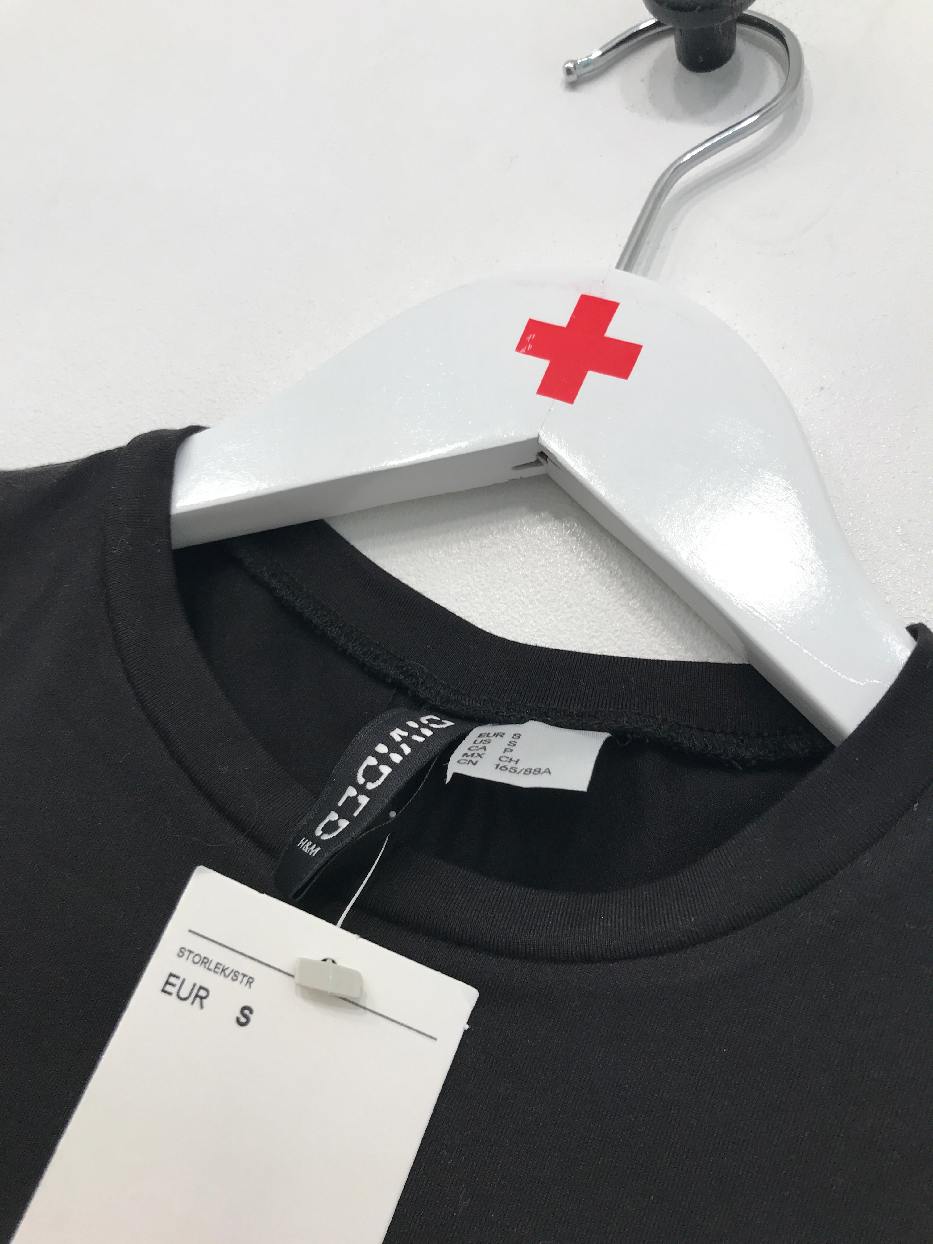 Divided T-shirt